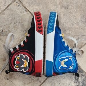 Let's Go Kids' Vibrant Sneakers